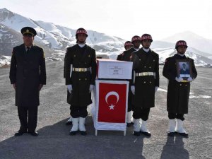 Hakkari’de Şehit Asteğmen İçin Tören Düzenlendi