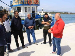 Akdeniz’de Balıkçılar Sezonu Erken Kapatmaya Başladı