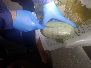 Salamura Asma Yaprağı Bidonunda Uyuşturucu Sevkiyatına 2 Tutuklama
