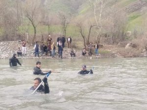 Şehit Kupsen’i 28 Dalgıçla Birlikte Toplam 358 Personel Aradı