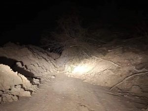 Heyelan Sebebiyle Kastamonu-çatalzeytin Karayolu Ulaşıma Kapandı