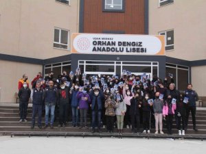 Uşak’ta Tem Şube, Okullarda Seminer Verdi