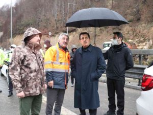 Heyelan Sebebiyle Kapanan Bolu Dağı Tüneli’nin Yarın Açılması Planlanıyor