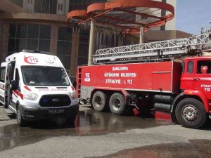 Kaldığı Kulübe Yanan Bekçi İnşaat Halindeki Otelin Lobisinde Ölü Bulundu