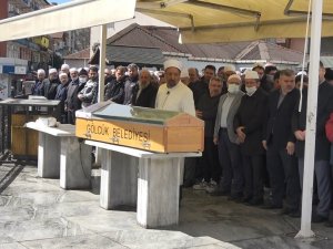 Kerem Aktürkoğlu, Babaannesini Son Yolculuğuna Uğurladı
