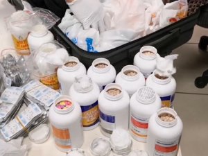 Antalya Havalimanı’nda Vitamin Kutularından Binlerce Uyuşturucu Çıktı