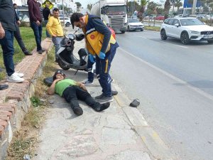 Bodrum’daki Trafik Kazasında Motokurye Yaralandı