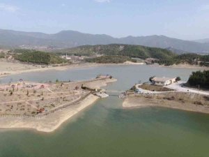 Sinop’ta Çöle Dönen Göletler Yağışlarla Birlikte Suyla Doldu