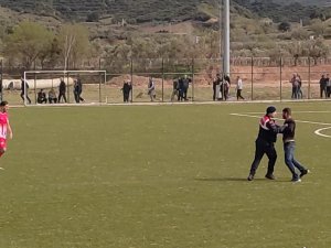 Manisa’da Oynanan Amatör Maçta Kavga