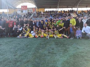 İ̇stanbul Sinopspor Şampiyon Oldu