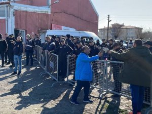 Amatör Maç Dostlukla Başladı Kavgayla Bitti