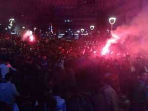 Trabzonsporlu Taraftarlar Beşiktaş Maçı Beraberliğini Kutladı