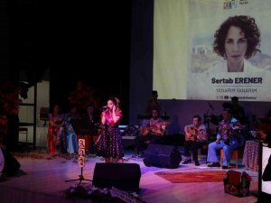 Niğde’de 90’lar Rüzgarı Esti