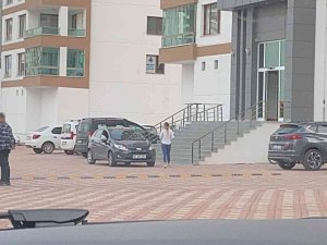 Bebeğine Şiddet Uygulayan Anne, Kızını Kaçırdığı Yere Dönerek Arabasını Aldı