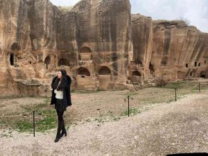 Turizm Elçisi Korzay, Doğunun Efes’i Olarak Anılan Dara Antik Kenti Tanıttı