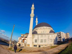 Şehitler Camisi İbadete Açıldı
