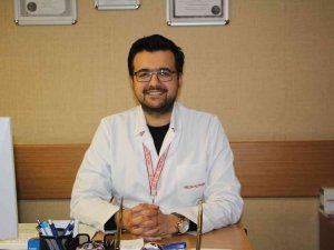 Op. Dr. Emre Yalçın: “Gebelerimiz Aralıklı Olarak Da Oruç Tutabilir”