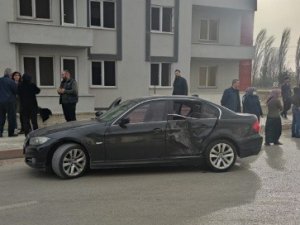 Tavşanlı’da Motosiklet İle Otomobil Çarpıştı: 2 Yaralı