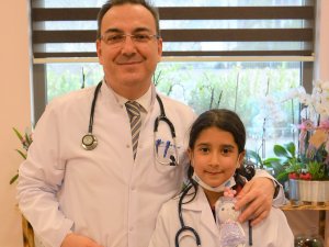 Geleceğin Doktoru Doğum Gününü Paü Hastanesinde Kutladı