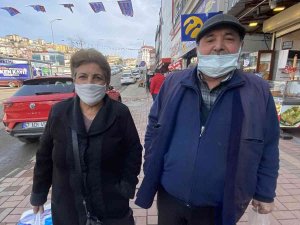 Korona Virüsten 25 Gün Yoğun Bakımda Kalan Çift O Günleri Anlattı