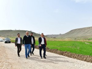 Yeşilyurt Belediyesi Ekipleri, Mahallelerin Ulaşım Ağını Yeniliyor
