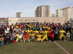 Talasgücü Belediyespor Lider Bitirmeyi Garantiledi