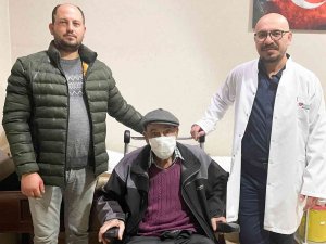 Aydın’dan Denizli Tekden Hastanesi’ne Gelen Hastadan 320 Gram Prostat Çıktı