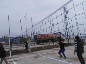 Hassa’da Voleybol Sahaları Yeniden Düzenlendi