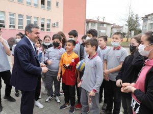 Vali Atay Okul Ziyaretlerine Devam Ediyor