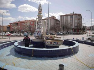 Kütahya’da ’İ̇brik Vazo’ya Bakım