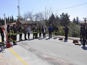 Muğla’da ‘Gönüllü İ̇tfaiyeci’ Teşkilatı Kuruluyor