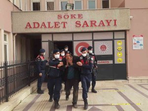 Karısını Pompalı Tüfekle Vurdu