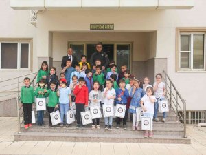 İ̇lkokul Öğrencilerinden Emniyet Müdürü Kurt’a Ziyaret