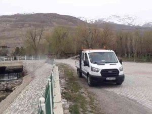 Erzincan’da Sinek Ve Haşerelere Karşı İlaçlama Yapıldı