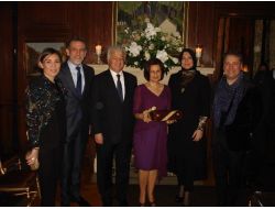 Bursa’dan Paris’e Kumaştan Köprü