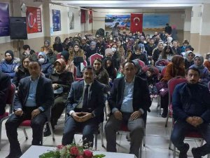 Doç. Dr. Teyfur, Eleşkirt’te Öğretmenlere Seminer Verdi