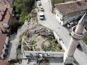 Minaresi Öksüz Kaldı, 6 Asırlık Cami 6 Yıldır İbadete Kapalı