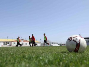 Genç Yetenekler Büyükşehir Belediyespor Kulübüne Kazandırıldı