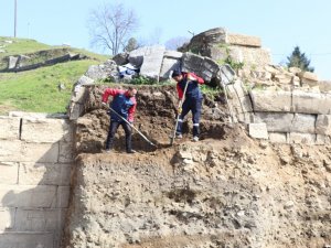 Doğu Aksında Kazı Hızlandı