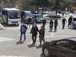Konya’da Uyuşturucu Ticareti Yapan 2 Şüpheli Tutuklandı
