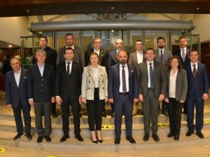 Ege Deri Ve Deri Mamulleri İ̇hracatçıları Birliği’nde Erkan Zandar Güven Tazeledi