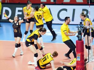 Vakıfbank, Cev Şampiyonlar Ligi’nde Finalde