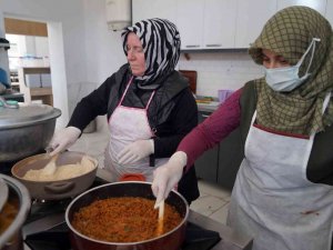 Geçmişi 10 Bin Yıl Öncesine Dayanan Siyez Buğdayı, Kadınların Elinde Yeniden Hayat Buldu