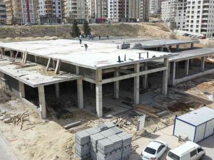 Karaköprü’de Semt Pazarında Çalışması