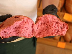 Bu Da Maraşlı Biberli Ramazan Ekmeği