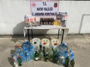 Hatay’da Kaçak Alkol Ve Sigara Operasyonu