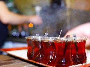 İ̇ftardan Sahura Közde Çay Keyfi Pandemi Sonrası Devam Ediyor
