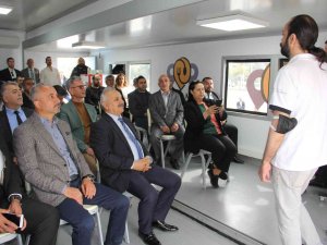 Restoran Ve Kafeler Dijitalleşiyor Projesinin Eğitim Tırı Mersin’de