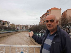 Oltu Çayının Debisi Yükselmeye Başladı