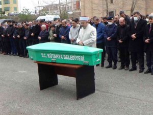 Trafik Kazasında Hayatını Kaybeden Dpü Rektörü’nün Şoförü Toprağa Verildi